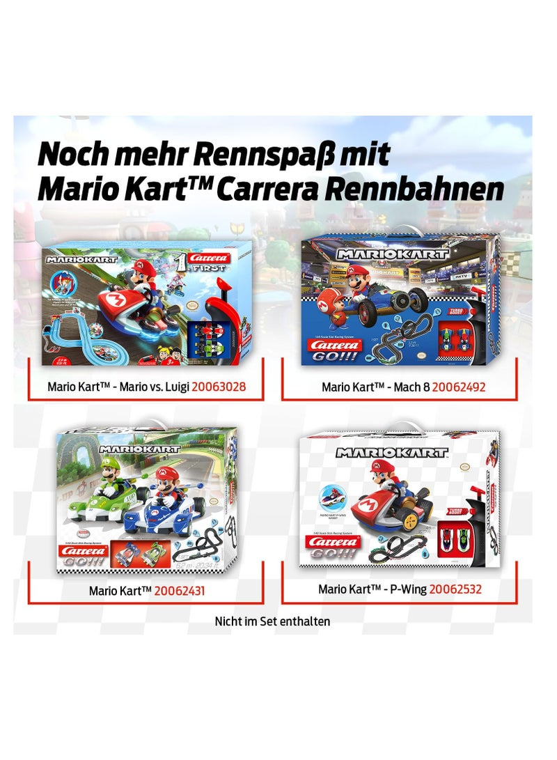 RC Mario Kart Bumble V, Mario Remote Controlled Car, Turbo Mushroom, Up to 9 km/h, Luminous Headlights, Interference-Free 2.4 GHz Radio Technology, from 6+, Action in the Living Room