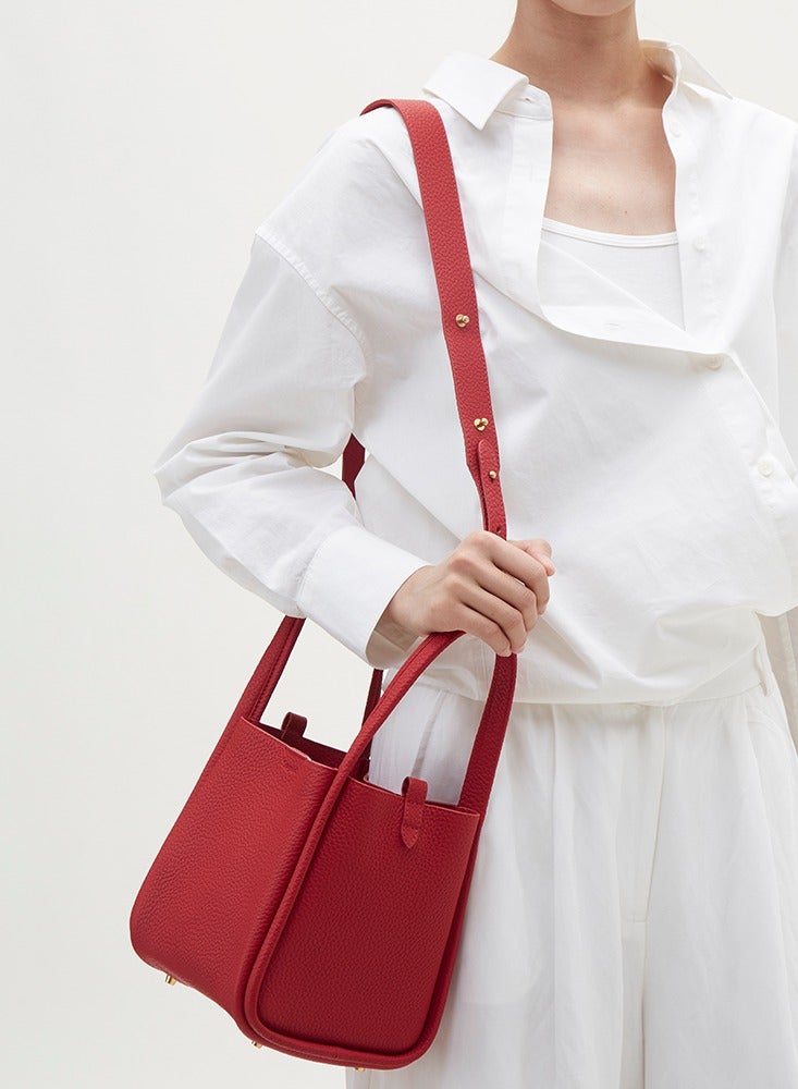 Simple commuter basket crossbody bag