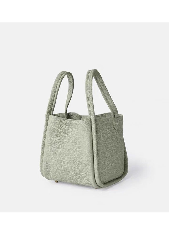 Simple commuter basket crossbody bag