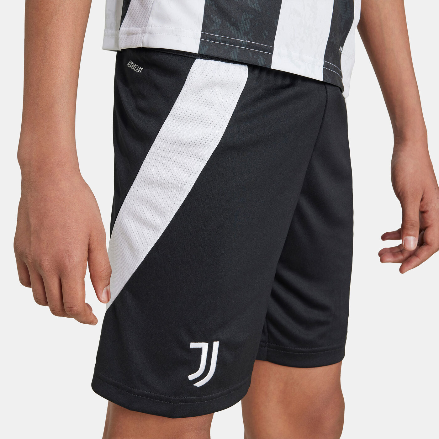 Kids Juventus 24/25 Home Replica Football Shorts