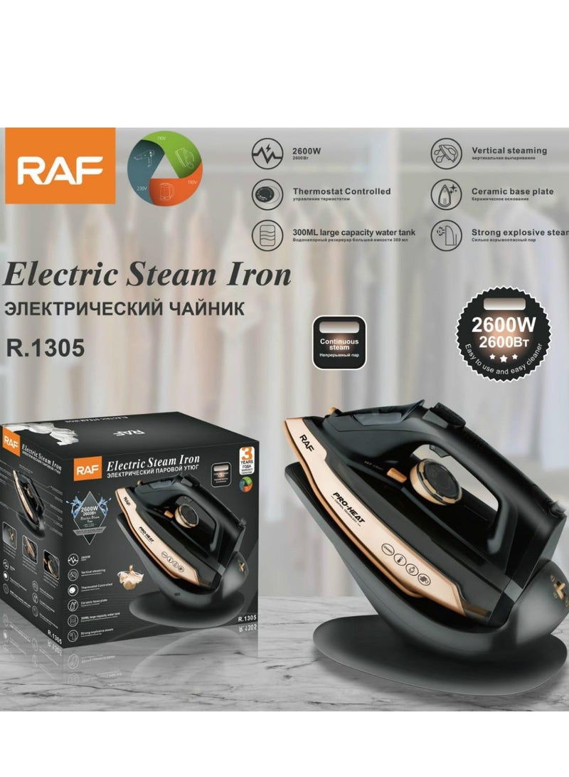 Steam Iron with Non-Stick Soleplate/Self Clean Function 300 ml 2600 W