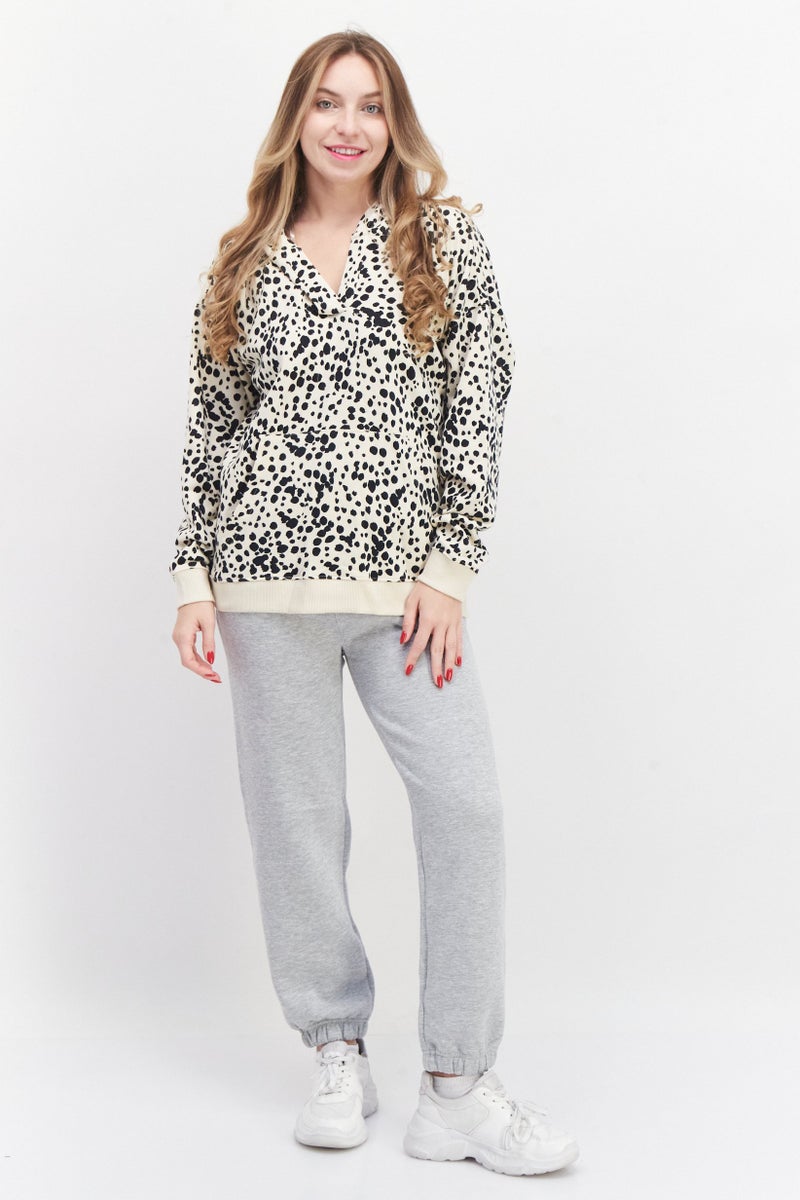 Women Sportswear Fit Long Sleeves Outdoor Hoodie, Light Beige