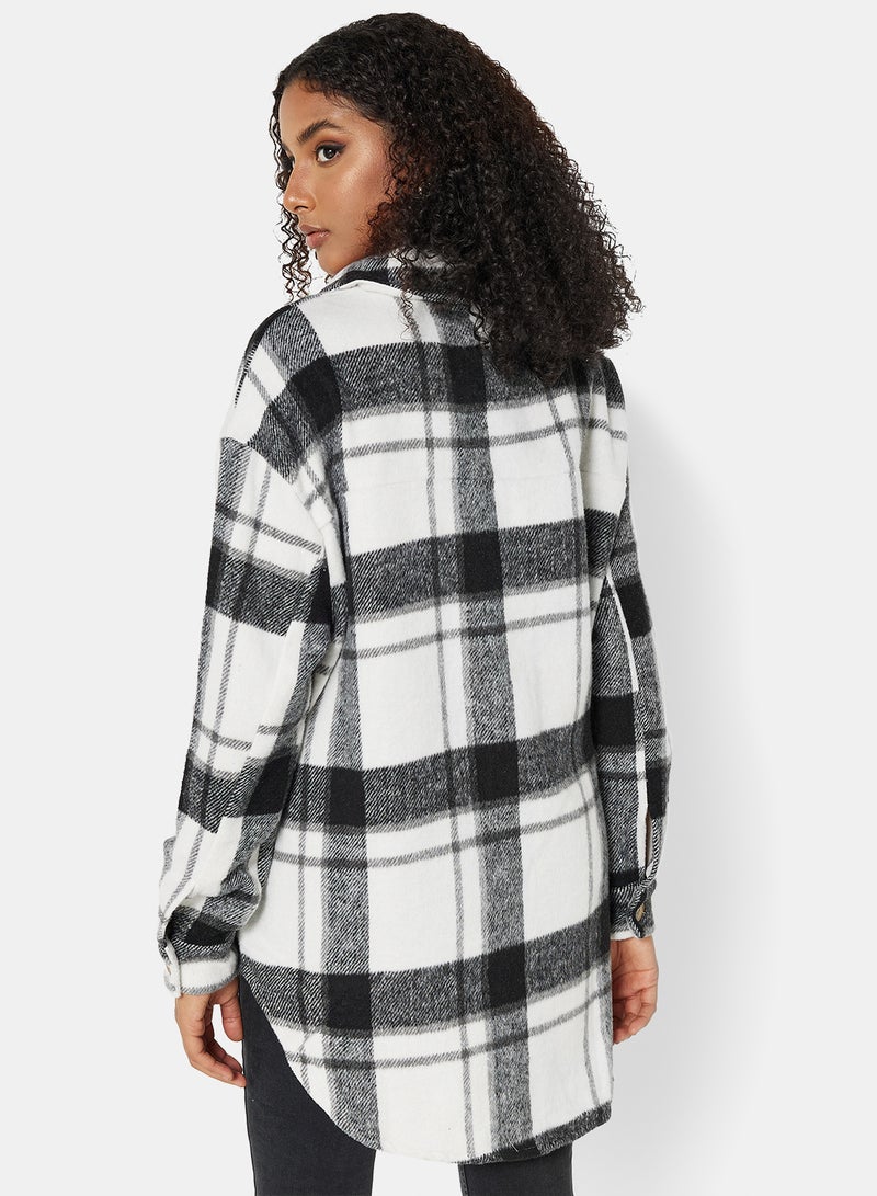 Oversized Flannel Shacket Black/White