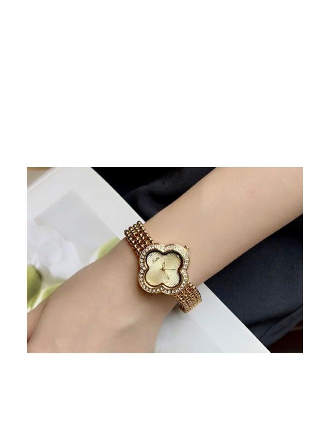 New Women's Watch Bracelet Watch, Women's Diamond Inlaid Flower Shaped Luxury Small Fragrance Style