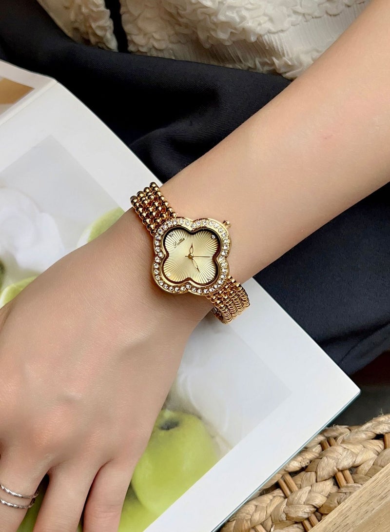 New Women's Watch Bracelet Watch, Women's Diamond Inlaid Flower Shaped Luxury Small Fragrance Style