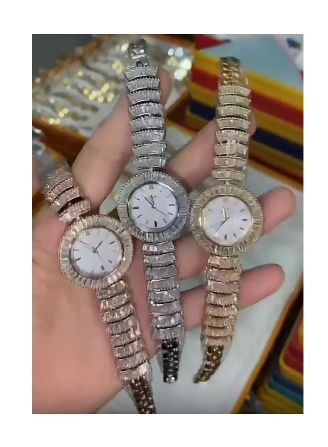 New Fashion Bracelet Women's Watch Starry Sky, Diamond Set, Mother of Shell Plate, High Beauty, Explosive Style