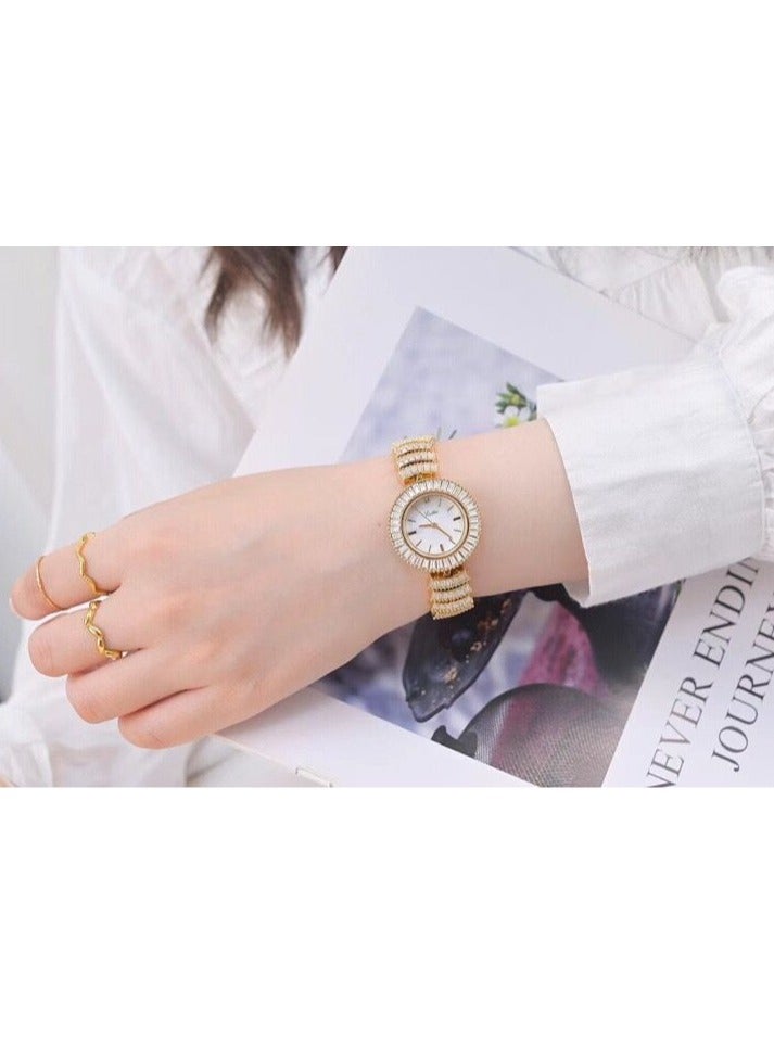 New Fashion Bracelet Women's Watch Starry Sky, Diamond Set, Mother of Shell Plate, High Beauty, Explosive Style