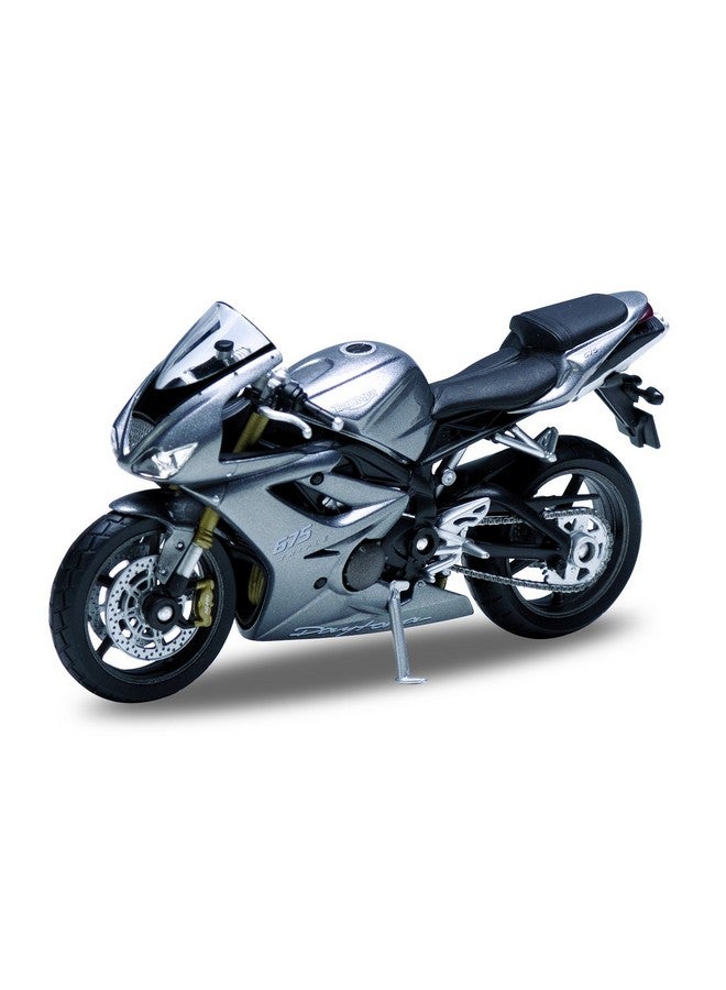 Die Cast Motorcycle Silver Triumph Daytona 675 1:18 Scale