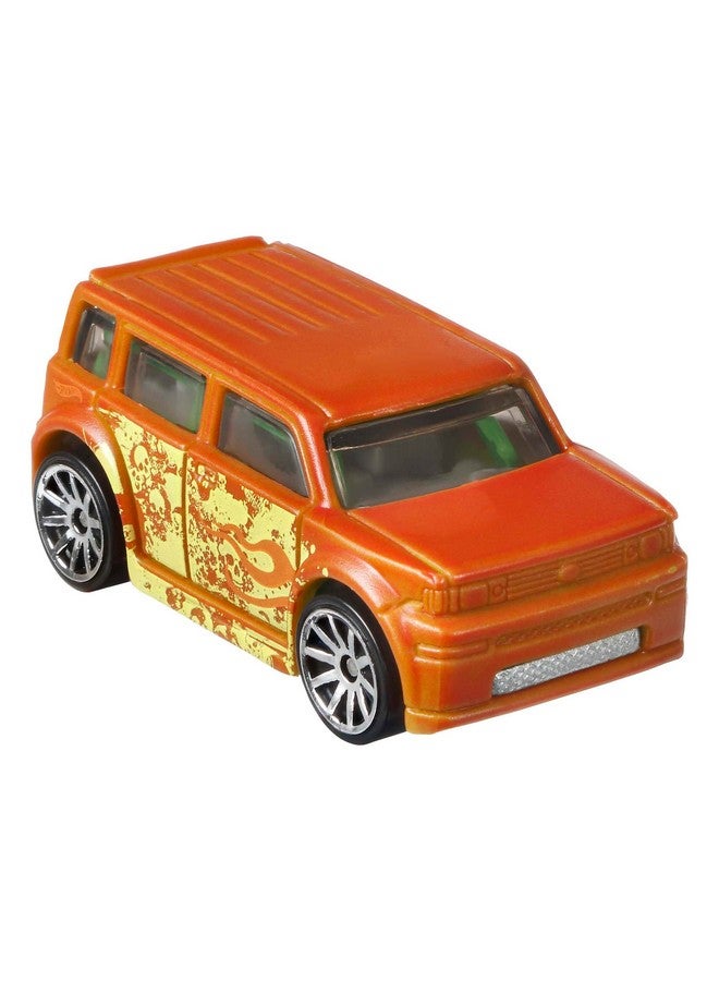 Toy Car 1:64 Scale Color Shifters Vehicle With Repeat Color Change In Icy Cold Or Very Warm Water (Styles May Vary)