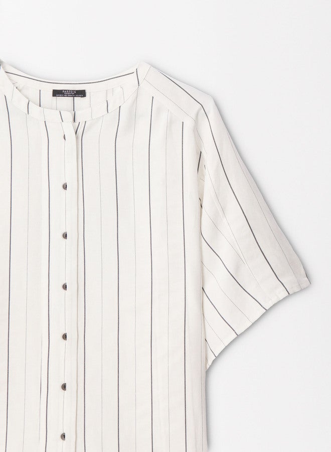 Short-Sleeved Shirt With Linen