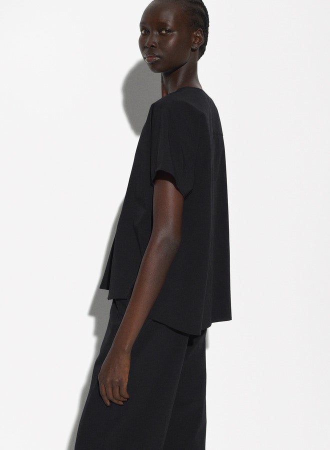 Top With Zip Closure