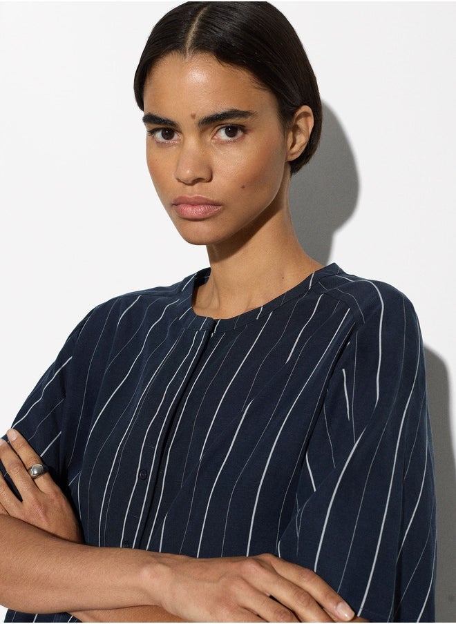 Short-Sleeved Shirt With Linen