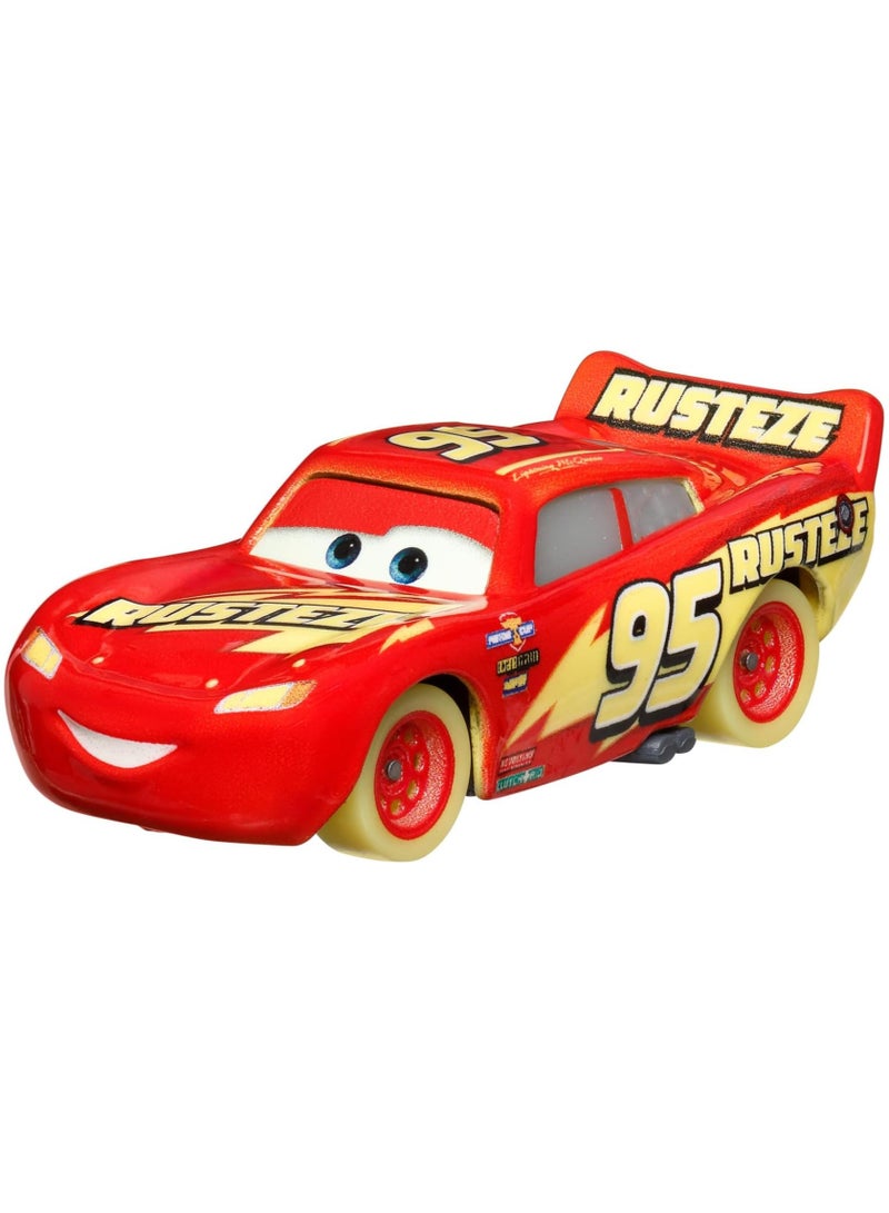 Glow Racers - Lightning McQueen Diecast