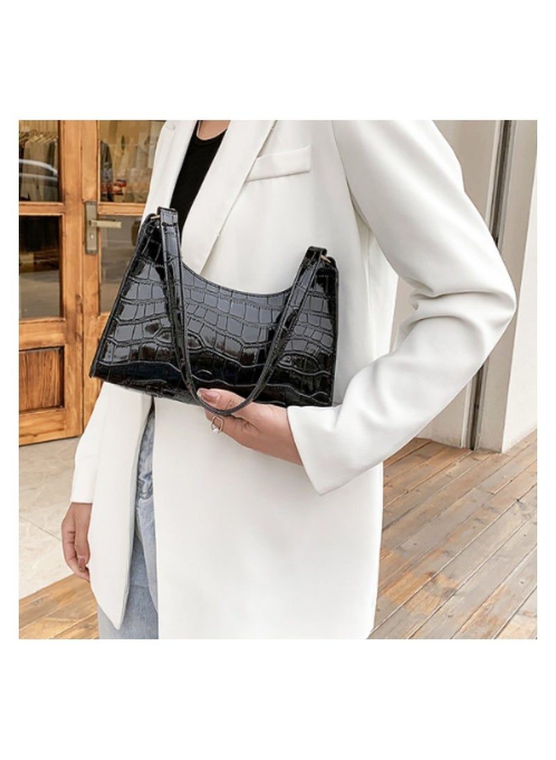 Chic Black Textured Small Square Shoulder Bag: Stylish & Trendy Purse - Compact Fashion Accessory with Fixed Strap - Ideal for Women's Daily Adventures & Travel