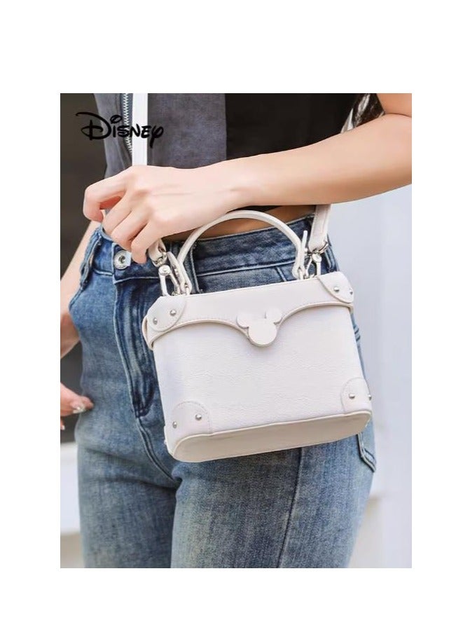 Popular Handheld One Shoulder Crossbody Commuter Light Luxury Small Square Bag