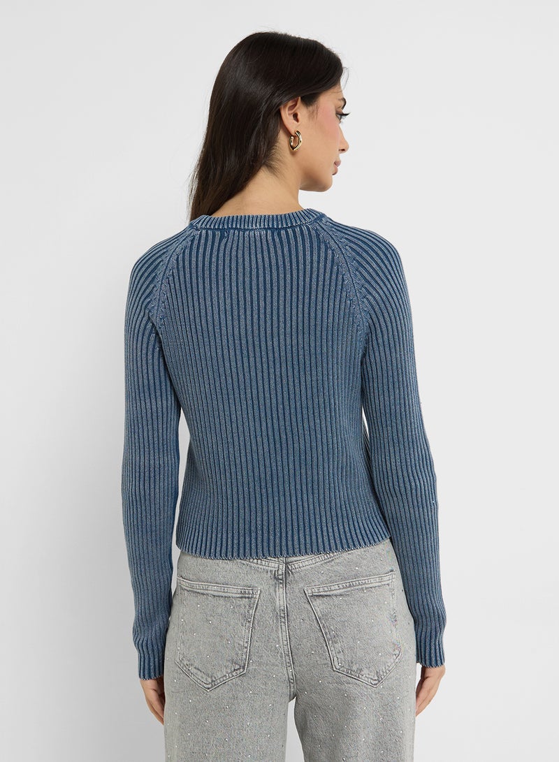 Round Neck Knitted Swaeter