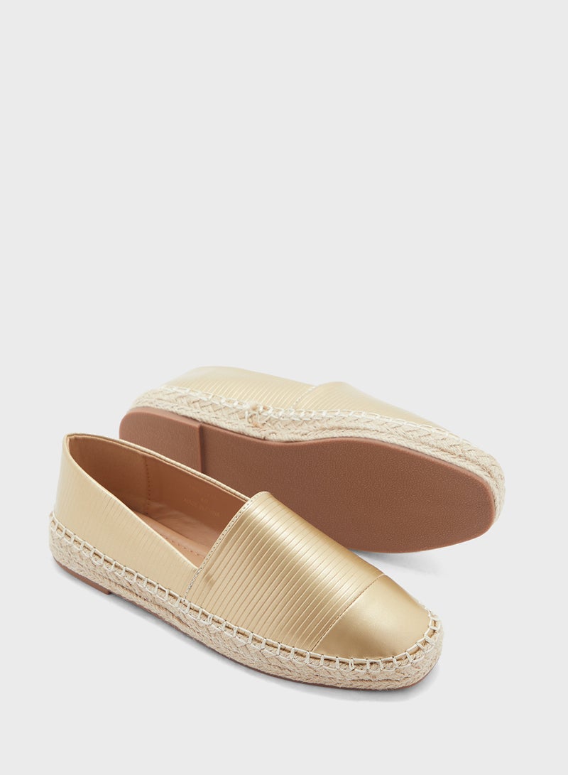 Pleat Detai Espadrille