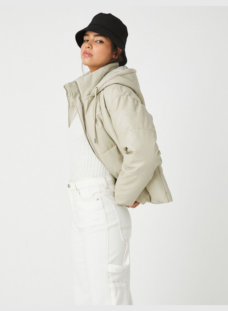 Puffer Coat Hooded Zipper Detail