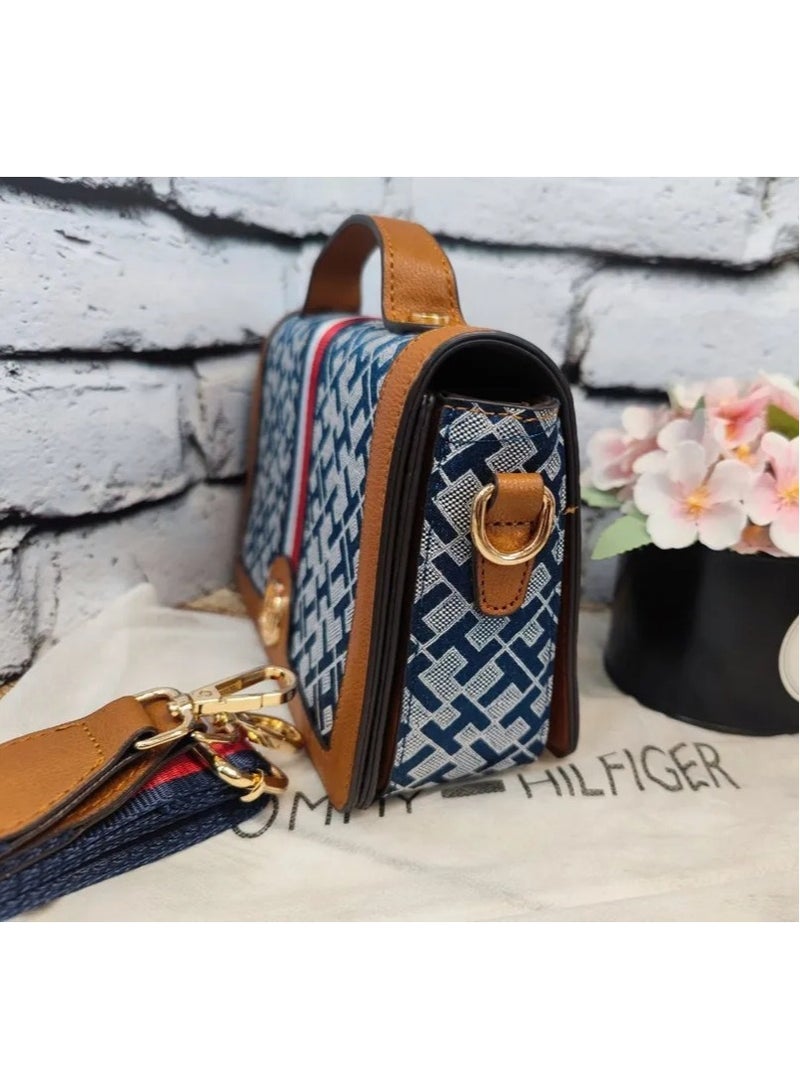 Tommy Hilfiger Leather handbag Shoulder bag Crossbody bag Casual