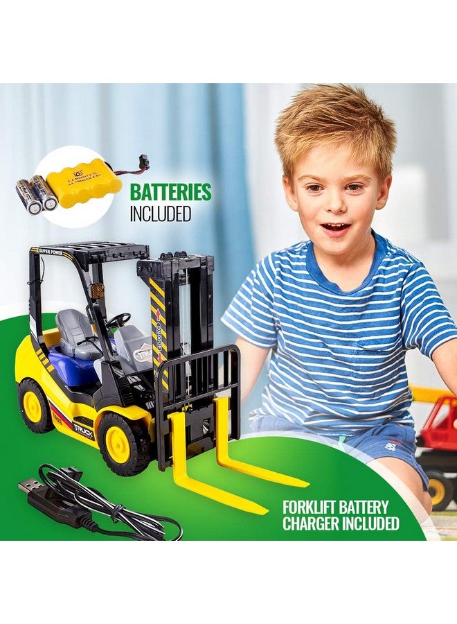 K 6-Channel Electric Remote Control Forklift - Functional Rc Lighted Fork Lift Toy W/Pallet, Barrel, Rechargeable Batteries & Charger - Pretend Construction Playset For Kids