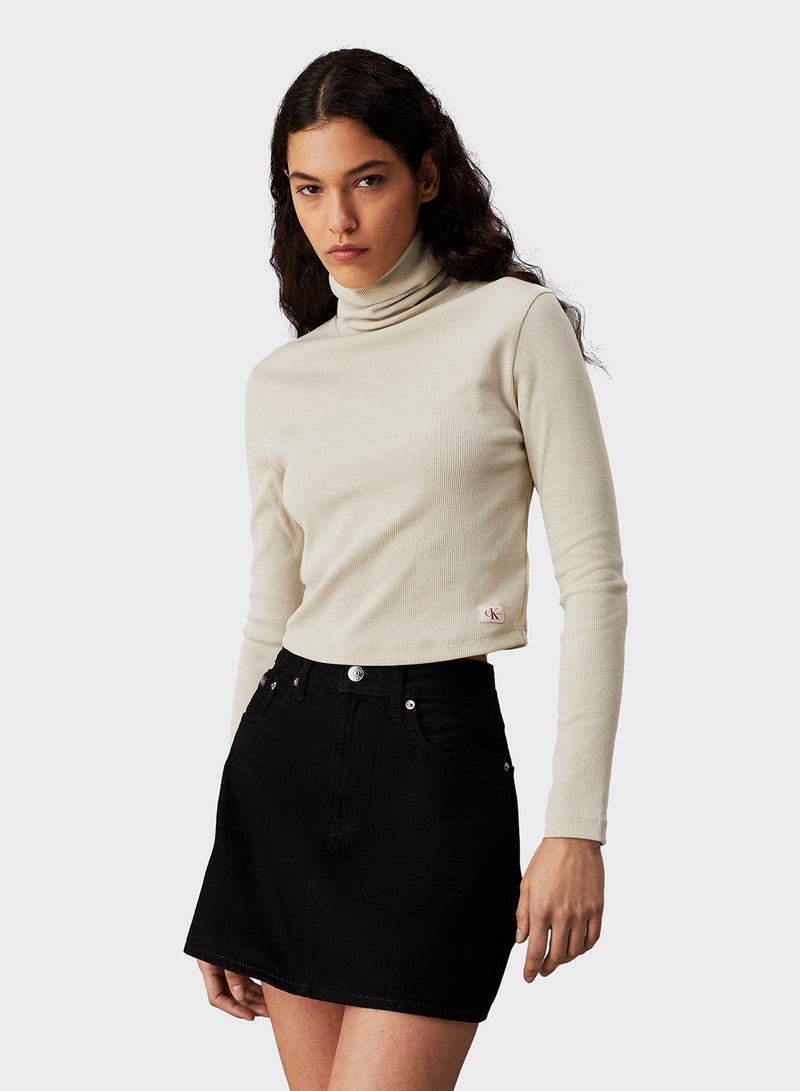 Woven Label Rib Rollneck