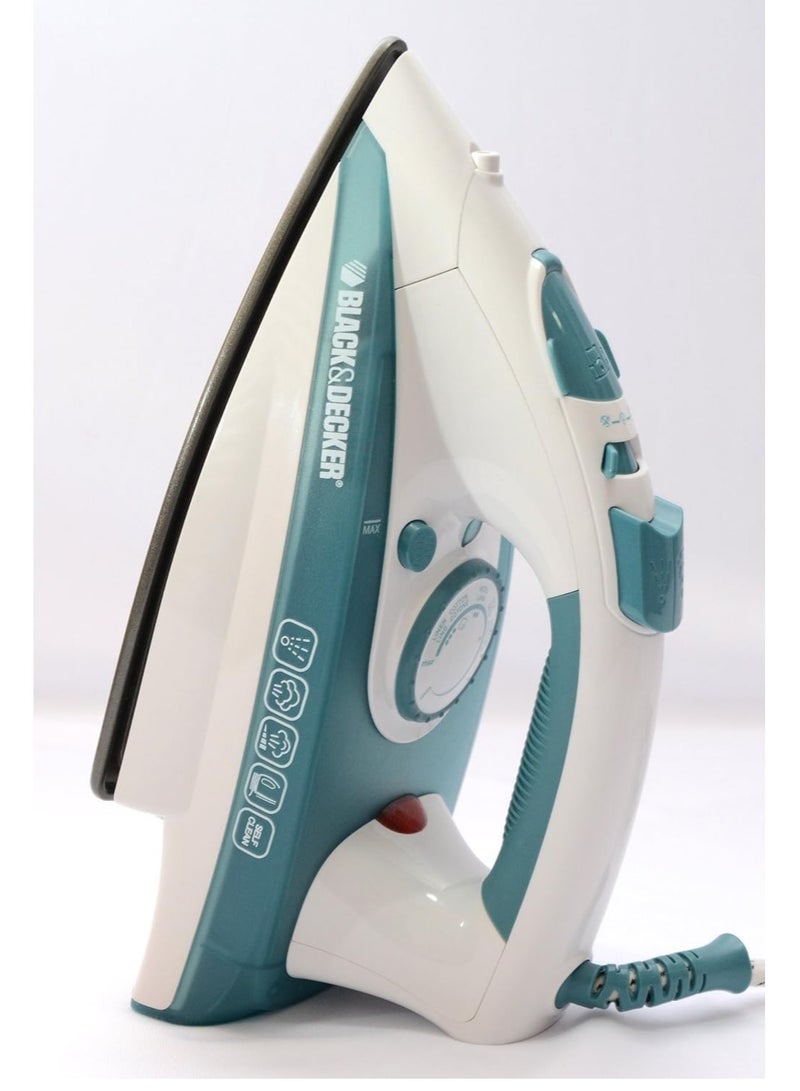 Black & Decker 1750W Steam Iron Ceramic Coated Soleplate with Anti Calc Drip Self Clean and Auto Shutoff, Removes Stubborn Creases Quickly Easily X1600-B5 2 Years Warranty