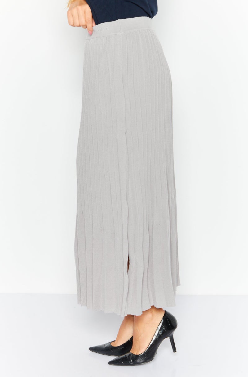 Women Pleated Maxi Skirt, Grey