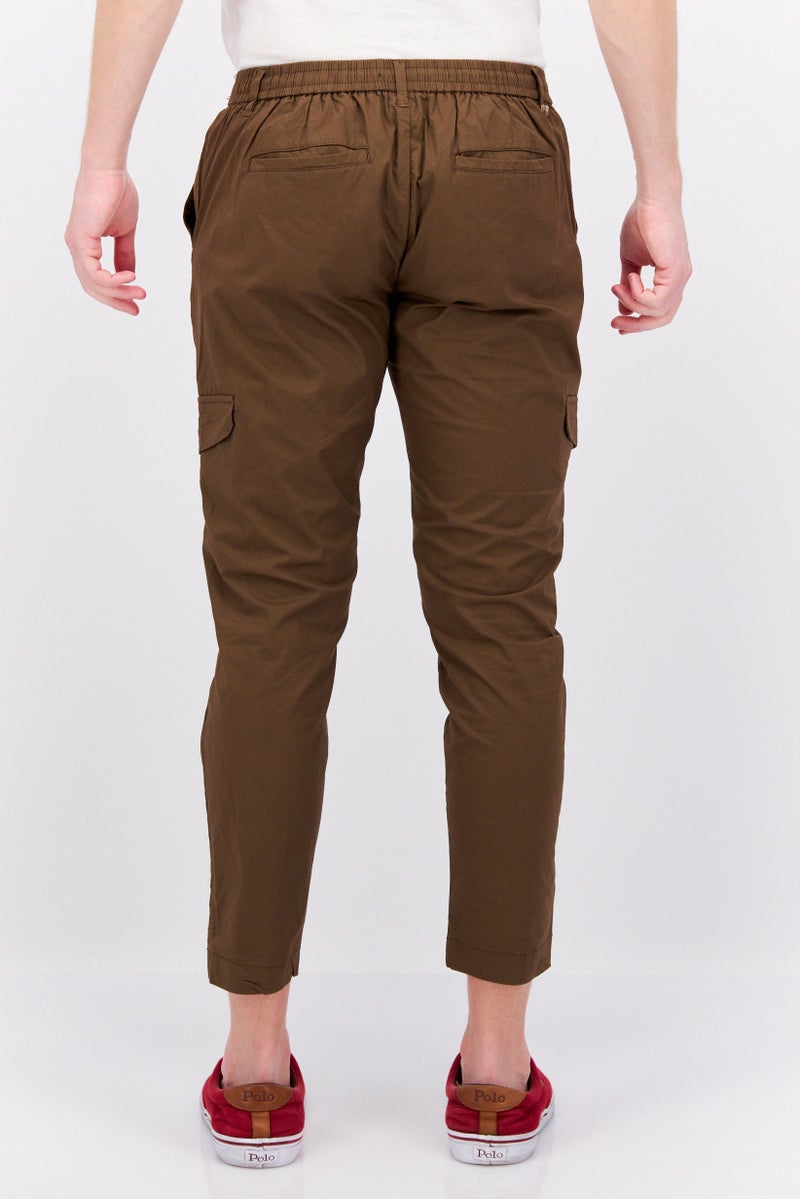 Men Regular Fit Solid Stretchable Cargo Pants, Dark Tan