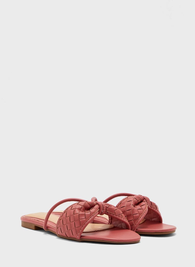 Weaved Bow Flat Sandal