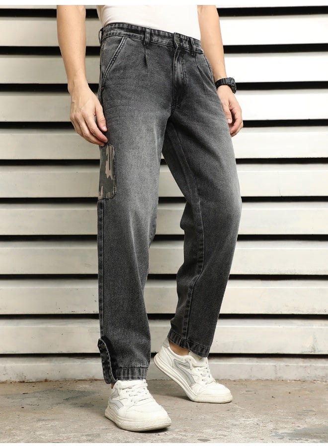 Men's Black Relaxed Tapered Jeans - Casual Comfort and Style