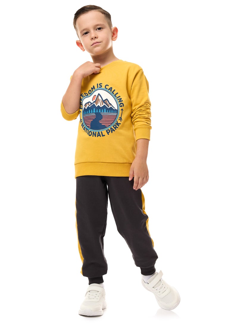 Boys' Graphic Sweatshirt