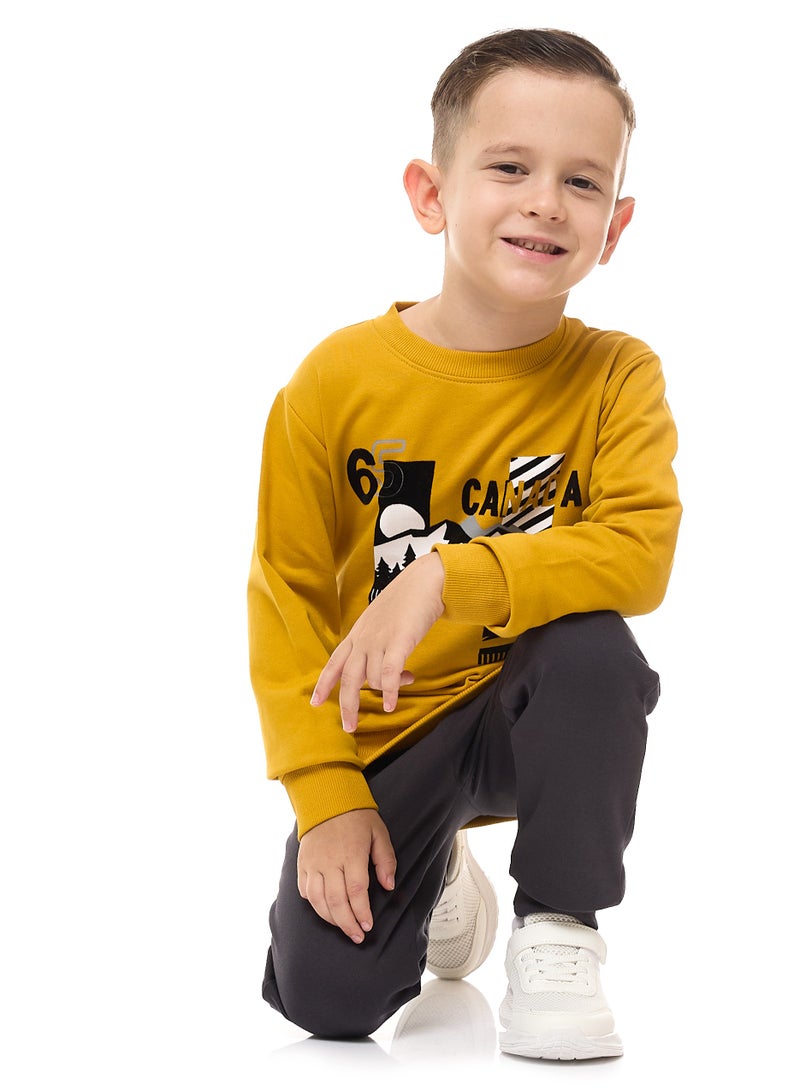 Boys' Graphic Sweatshirt