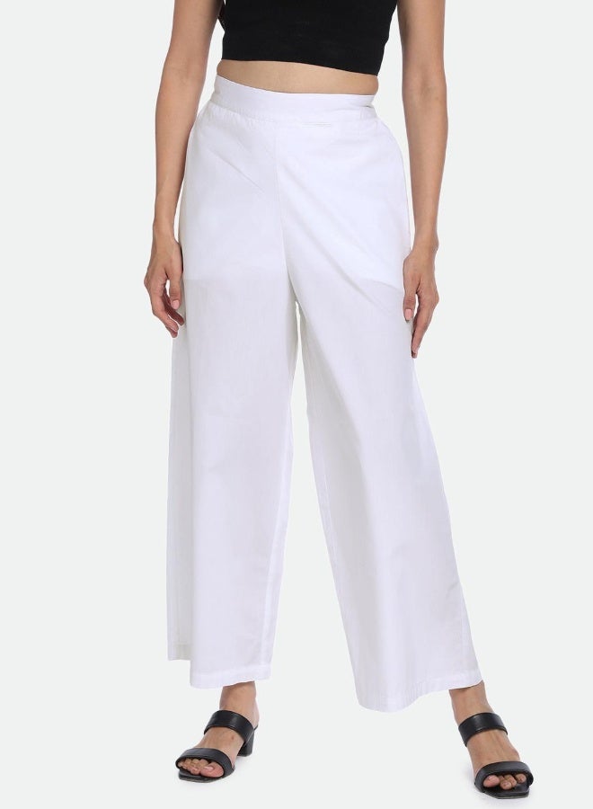 Relaxed Fit White Cotton Trousers – Elegant and Comfortable