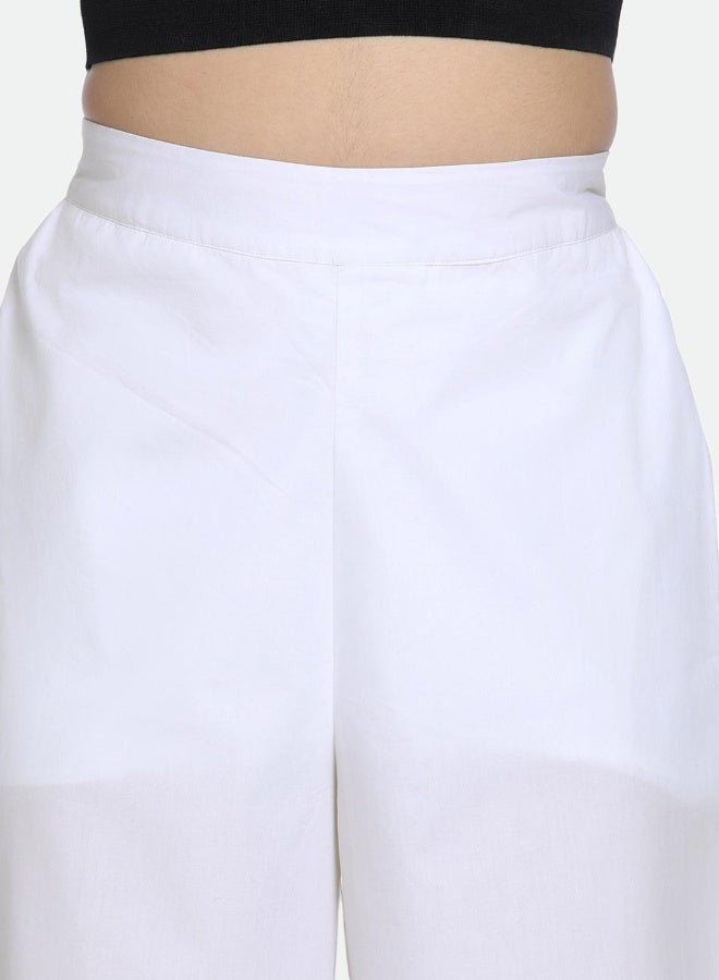 Relaxed Fit White Cotton Trousers – Elegant and Comfortable