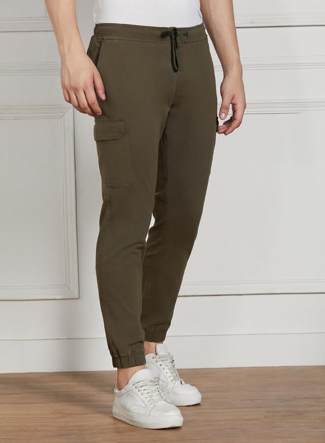 Men’s Relaxed Fit Olive Cargo Trousers – Durable and Fashionable