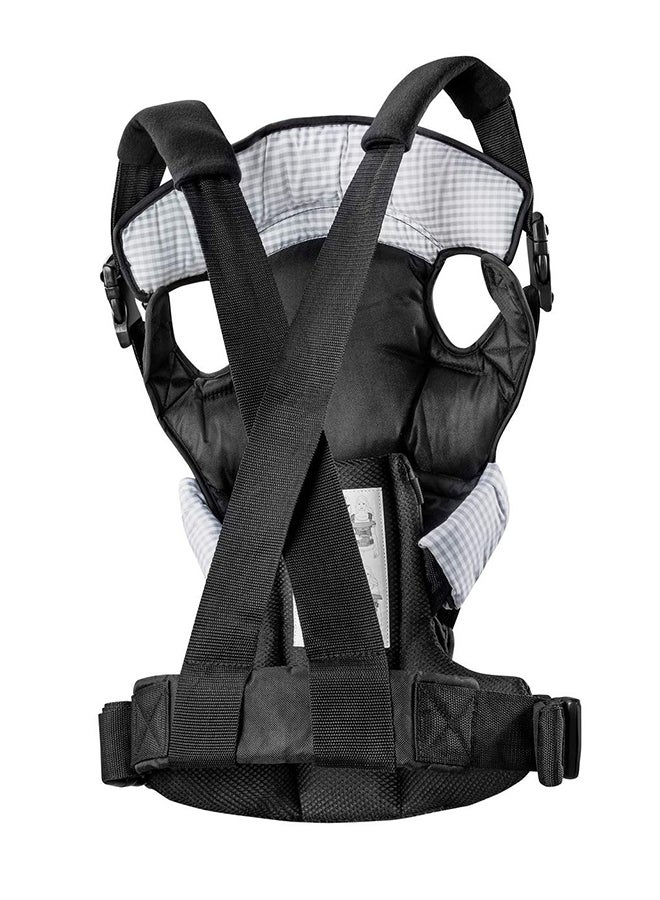 4 Way Carrier, Ergonomic Baby Carrier, 0M+ 3.5kg - 15 kg, Includes Head And Neck Support, Black