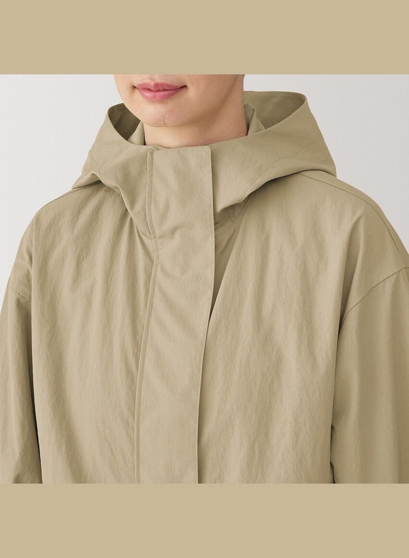 Water Repellent Pocketable Hooded Jacket