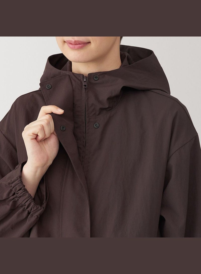 Water Repellent Pocketable Hooded Jacket