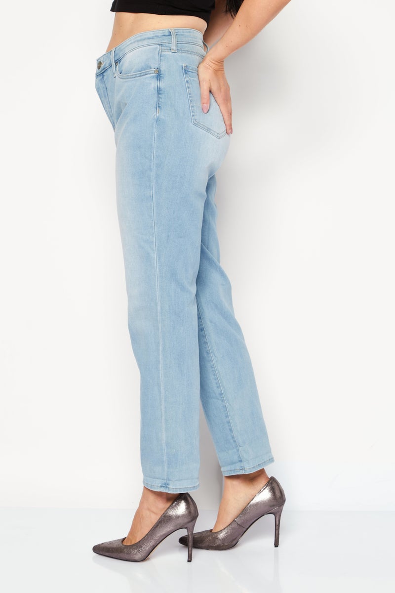 Women Sheri Slim Fit Ankle Cuff Stretchable Jeans, Light Wash Blue