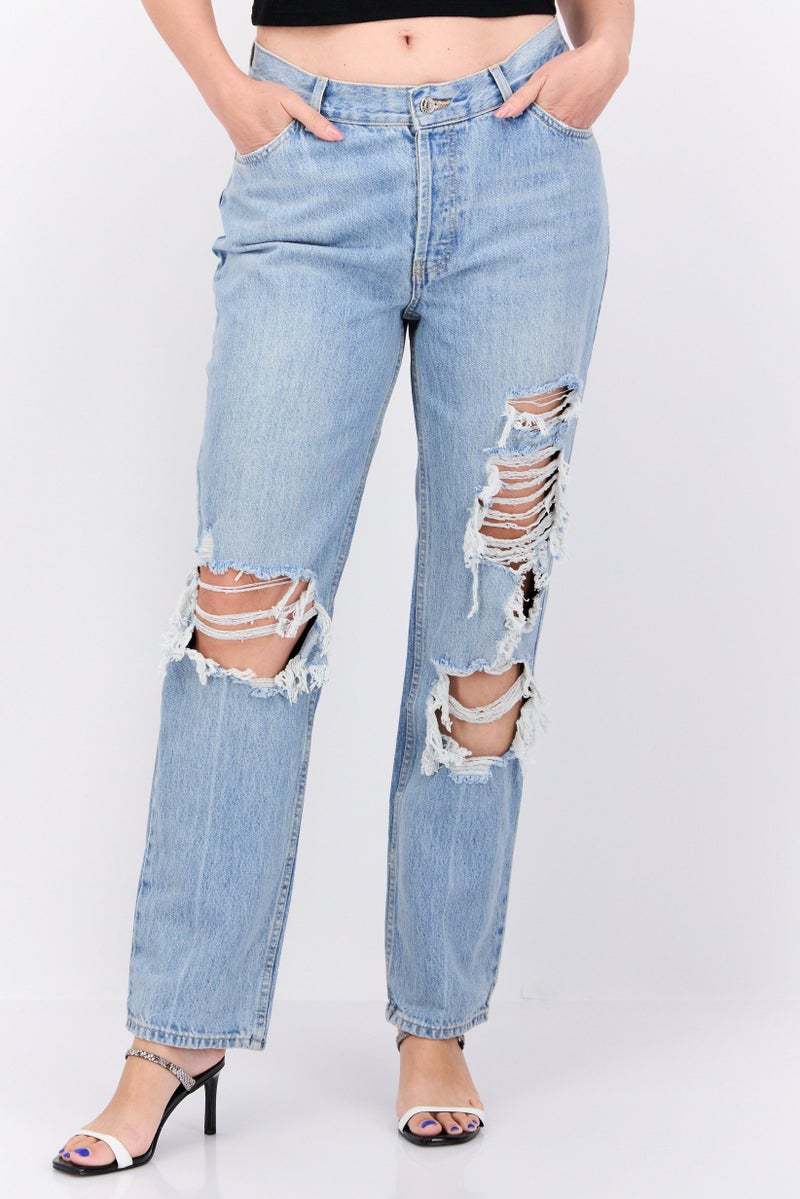 Women Straight Fit Light Wash Stretchable Rip Denim, Blue