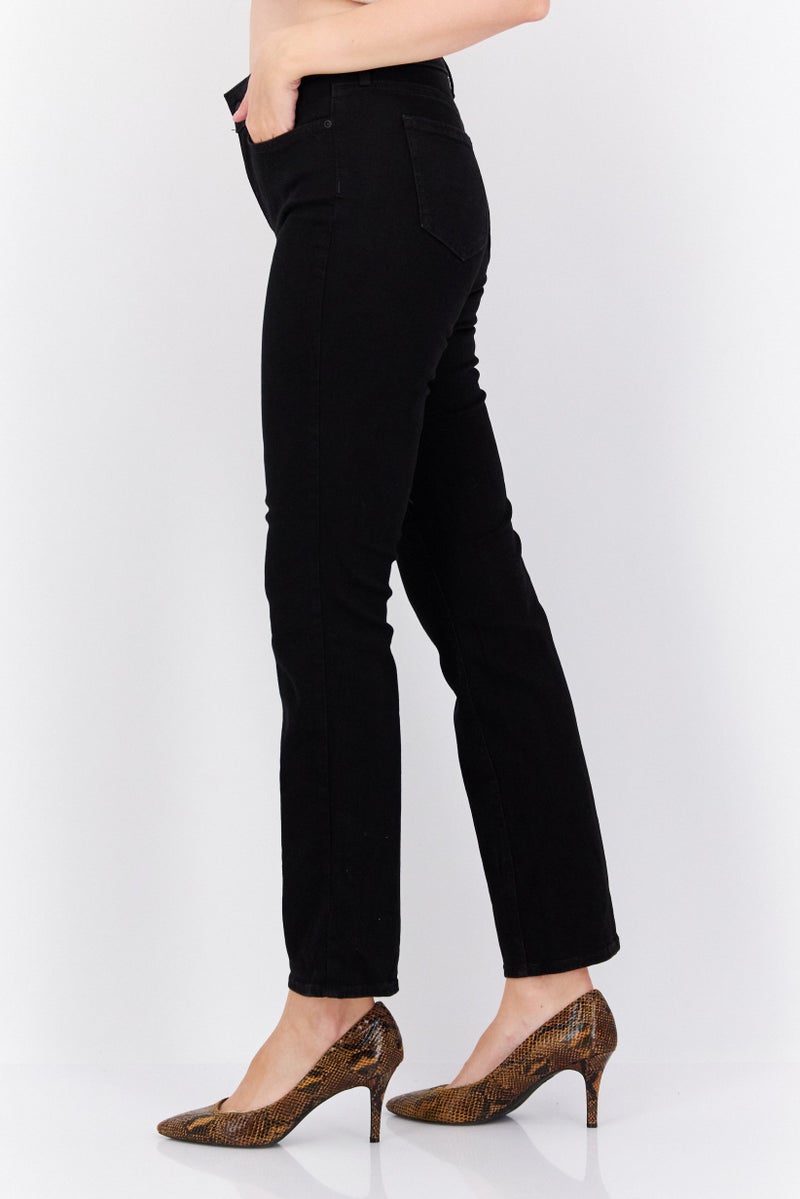 Women Regular Fit Plain Dark Stretchable Denim, Black