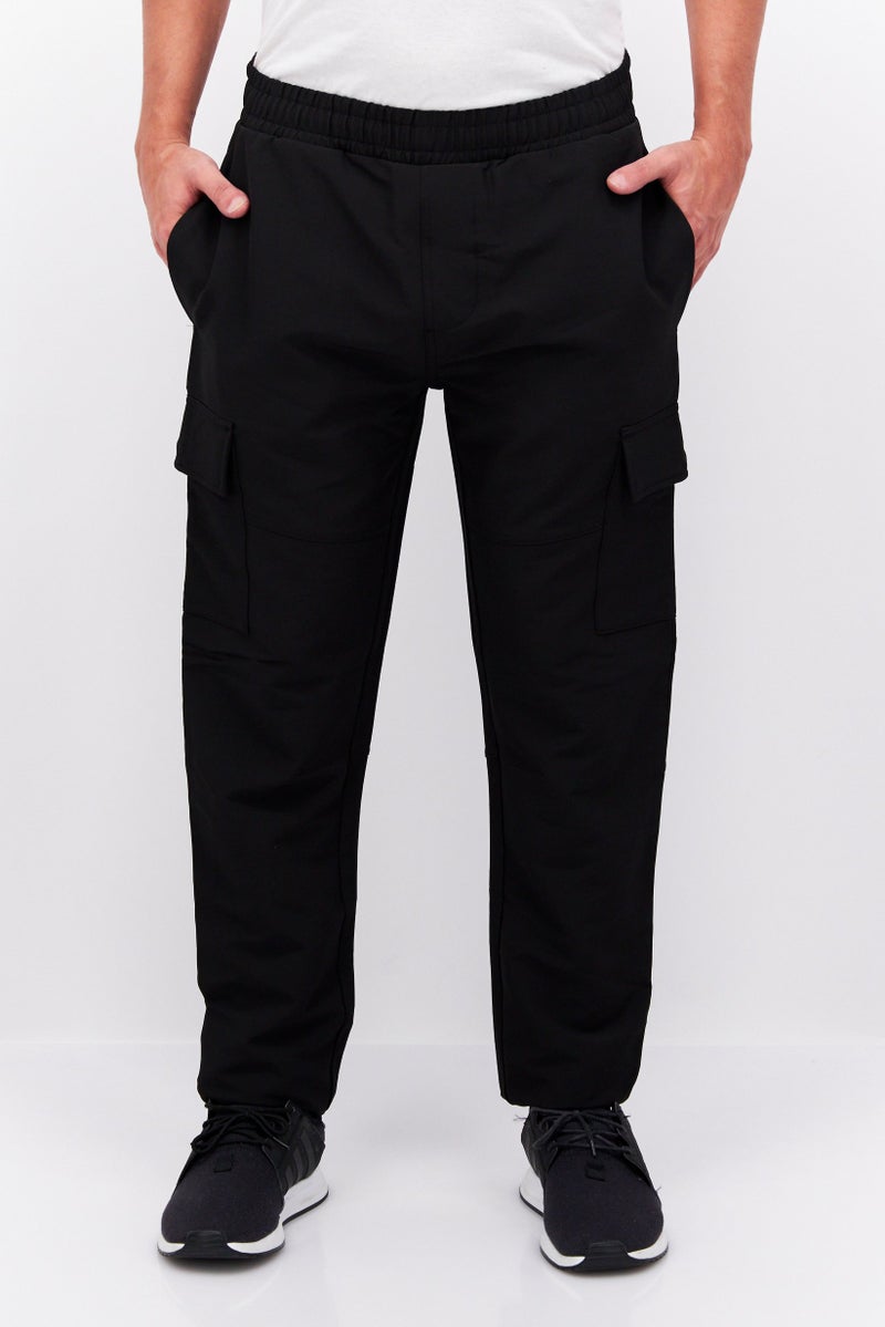 Men Regular Fit Solid Cargo Pant, Black