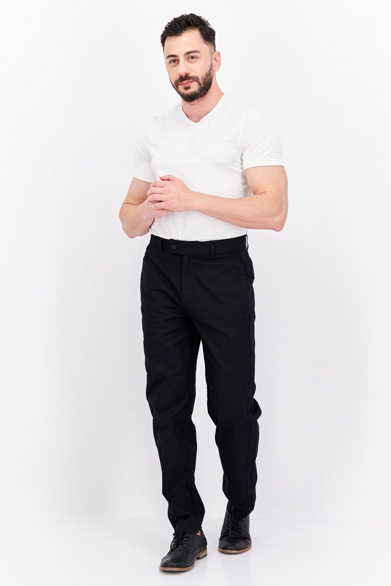 Men Regular Fit Plain Chino Pants, Black