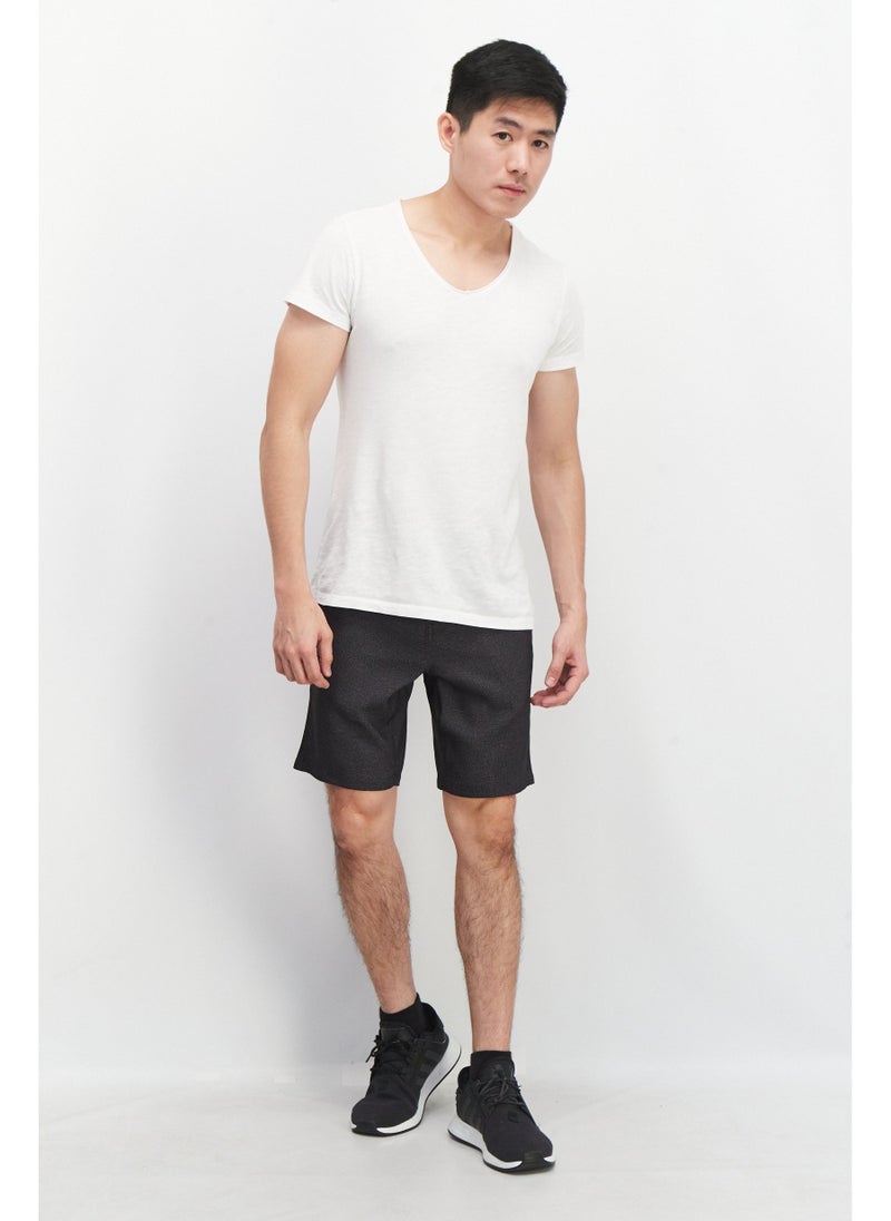 Men Regular Fit Textured Basic Shorts, Charcoal