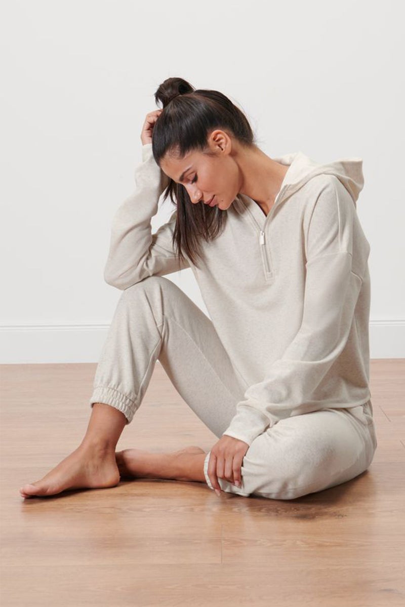 Women Hooded Long Sleeves Plain Sweatshirts, Beige