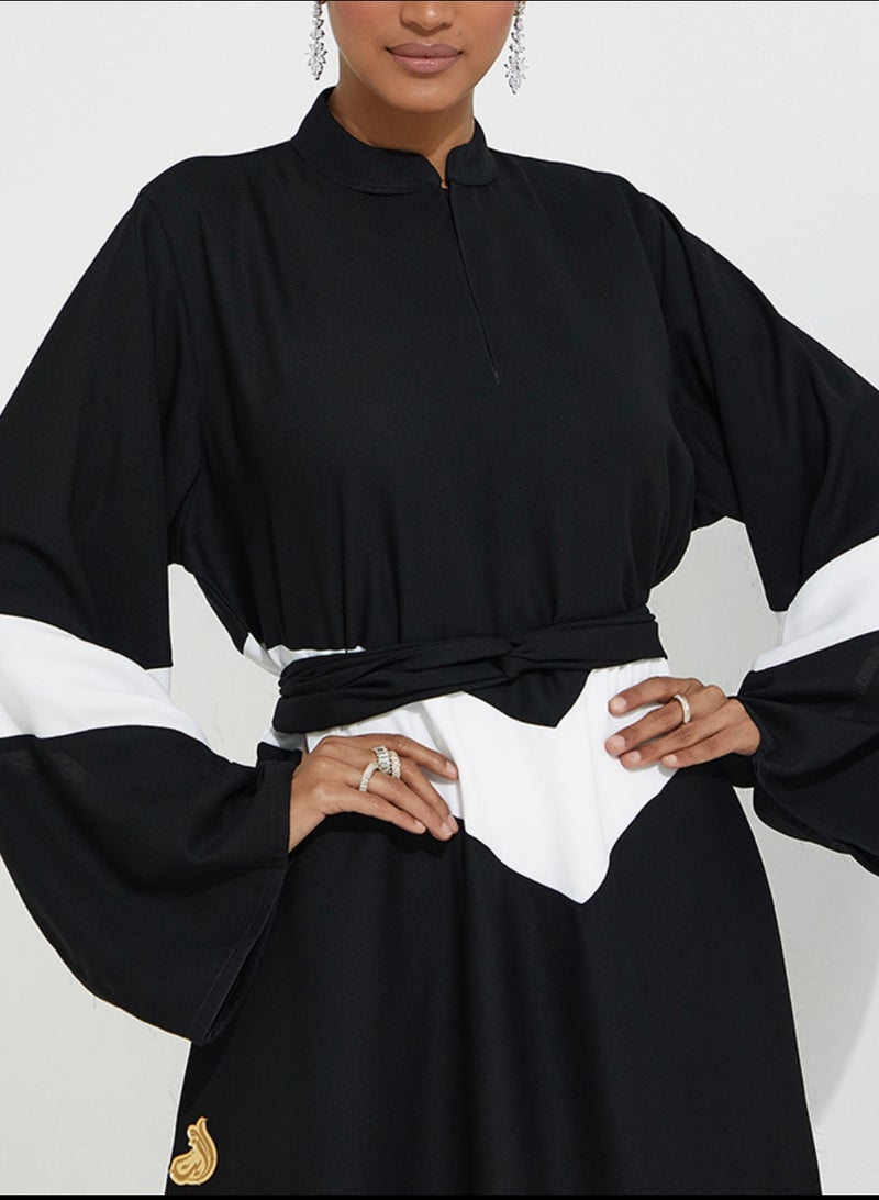 Abaya with white wide Lines