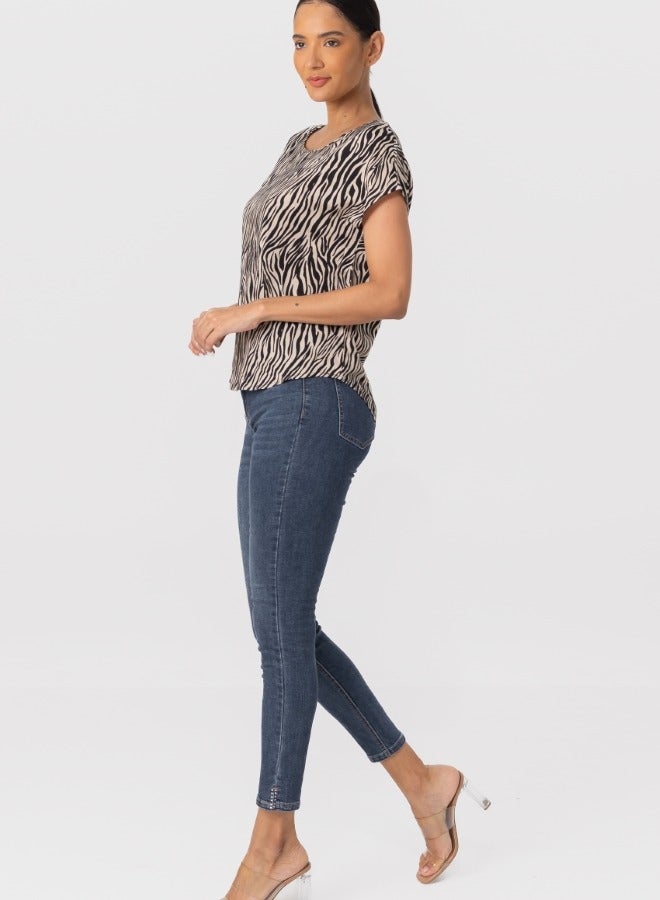 Zebra Print Short Sleeve Scoop Neck Top - Black and White