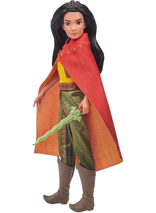 Disney Princess Raya Fashion Doll with Clothes, Shoes, and Sword, Inspired by Disney's Raya and The Last Dragon Movie, Toy for Kids 3 Years and Up