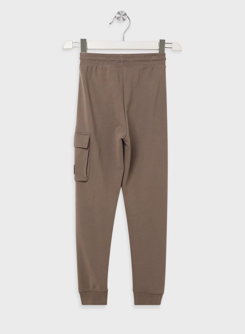 Youth Badge Relaxed Sweatpants