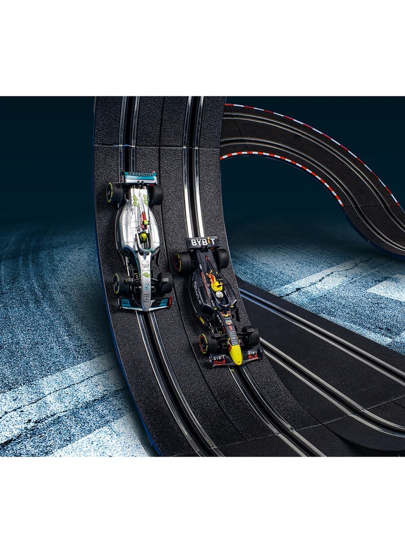 Carrera Go Max Performance Formula 1 Race Track Set Mercedes vs Red Bull Racing 6.3 m Race Track